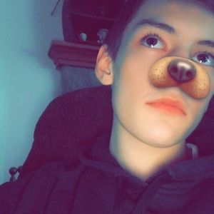 Meet your Posher, Logan